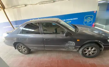 Toyota Camry 1998 года за 2 000 000 тг. в Астана фото 4