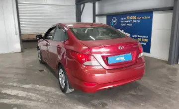 Hyundai Solaris 2012 года за 3 200 000 тг. в Астана фото 4