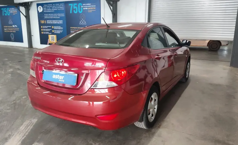 Hyundai Solaris 2012 года за 3 200 000 тг. в Астана фото 3