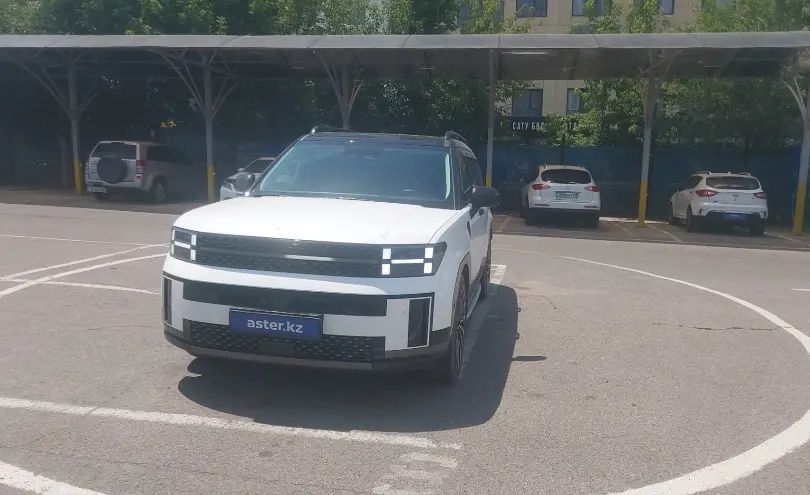 Hyundai Santa Fe 2023 года за 23 000 000 тг. в Алматы