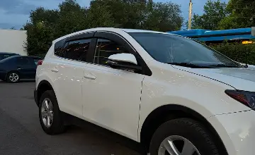 Toyota RAV4 2014 года за 10 000 000 тг. в Астана фото 3