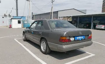 Mercedes-Benz W124 1989 года за 1 500 000 тг. в Шымкент фото 4