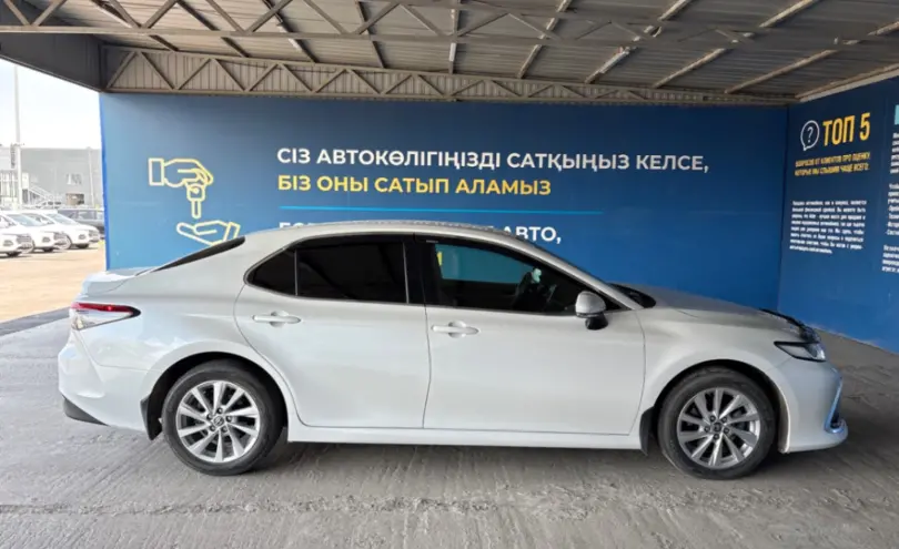 Toyota Camry 2023 года за 16 000 000 тг. в Алматы фото 4
