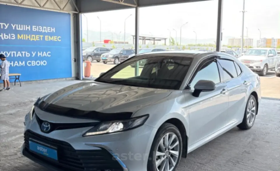 Toyota Camry 2023 года за 16 000 000 тг. в Алматы