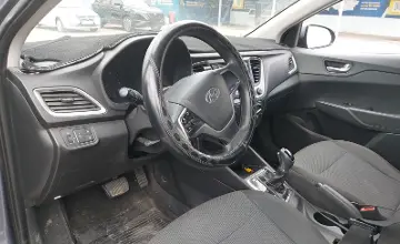 Hyundai Solaris 2017 года за 6 000 000 тг. в Шымкент фото 5