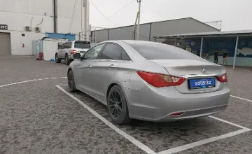 Hyundai Sonata 2010 года за 5 000 000 тг. в Шымкент фото 4