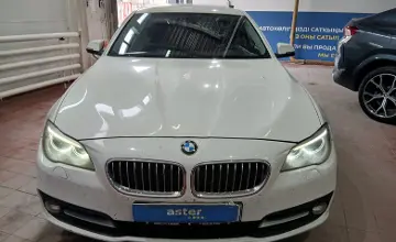 BMW 5 серии 2014 года за 9 500 000 тг. в Астана фото 2