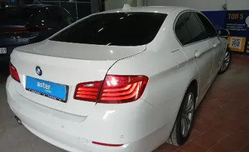 BMW 5 серии 2014 года за 9 500 000 тг. в Астана