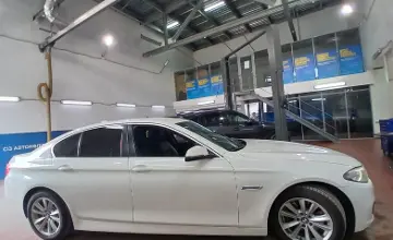 BMW 5 серии 2014 года за 9 500 000 тг. в Астана фото 4