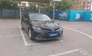 Toyota Camry 2020 года за 11 000 000 тг. в Алматы фото 2