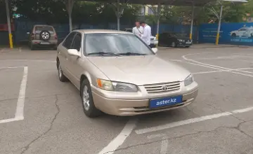 Toyota Camry 1998 года за 2 500 000 тг. в Алматы фото 2