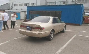 Toyota Camry 1998 года за 2 500 000 тг. в Алматы фото 3