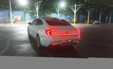 Hyundai Sonata 2022 года за 7 700 000 тг. в Алматы фото 4