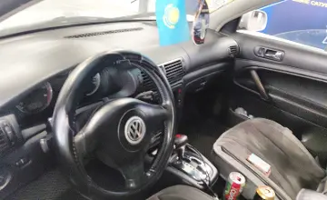 Volkswagen Passat 2000 года за 2 700 000 тг. в Астана фото 5
