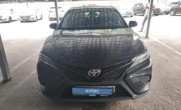 Toyota Camry 2019 года за 8 200 000 тг. в Алматы фото 2