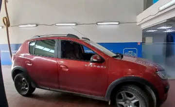 Renault Sandero 2015 года за 3 000 000 тг. в Астана фото 4