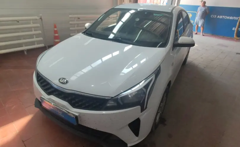 Kia Rio 2021 года за 7 000 000 тг. в Астана