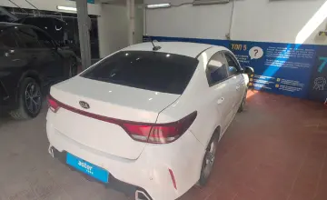 Kia Rio 2021 года за 7 000 000 тг. в Астана