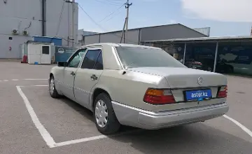 Mercedes-Benz W124 1991 года за 1 500 000 тг. в Шымкент фото 4
