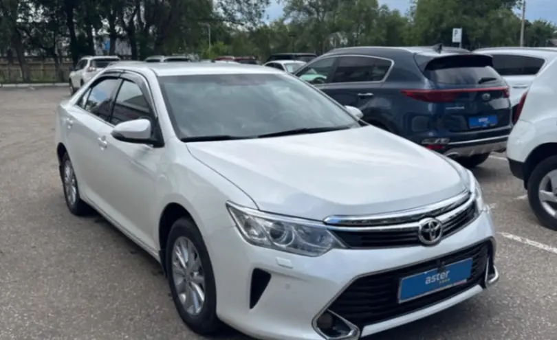 Toyota Camry 2015 года за 10 500 000 тг. в Актобе фото 3