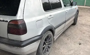 Volkswagen Golf 1993 года за 1 850 000 тг. в Алматы фото 3