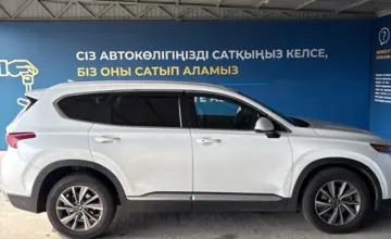 Hyundai Santa Fe 2018 года за 9 900 000 тг. в Алматы фото 4