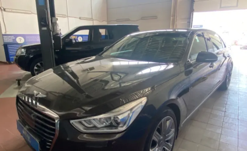 Genesis G90 2017 года за 20 000 000 тг. в Астана