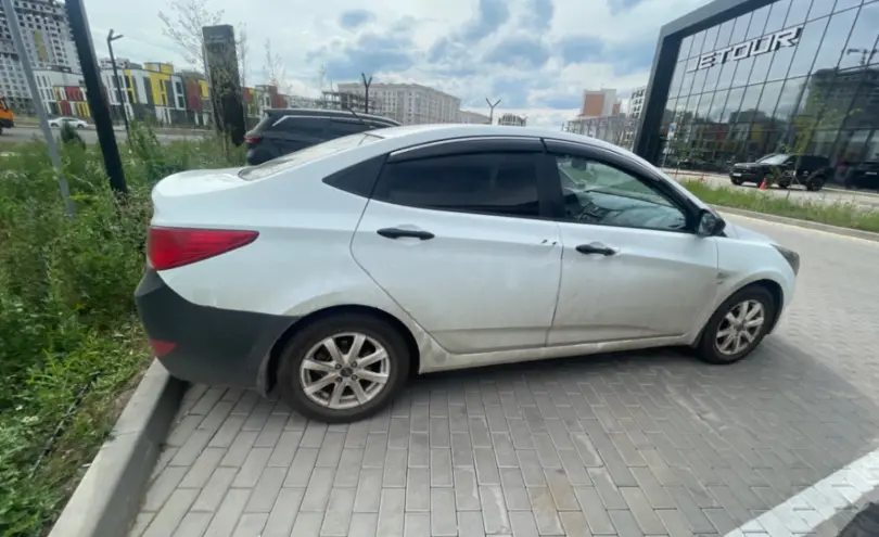 Hyundai Accent 2014 года за 3 500 000 тг. в Астана фото 4
