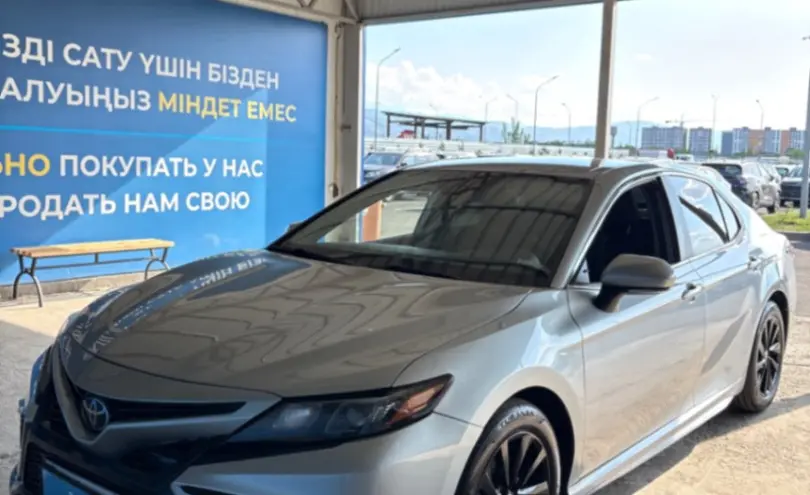 Toyota Camry 2022 года за 12 000 000 тг. в Алматы