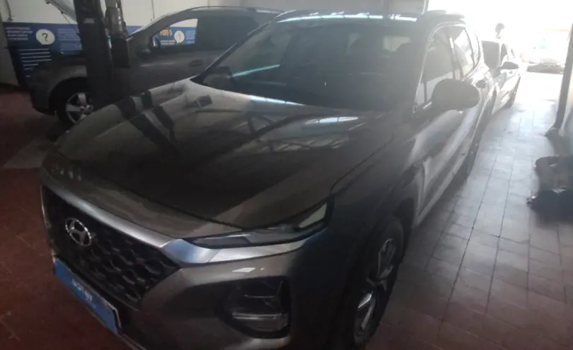 Hyundai Santa Fe 2019 года за 10 700 000 тг. в Астана