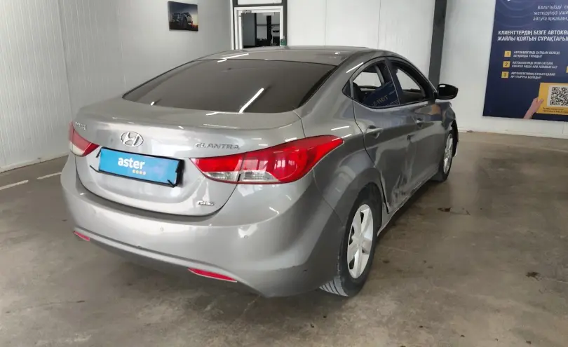 Hyundai Elantra 2013 года за 5 500 000 тг. в Астана фото 3