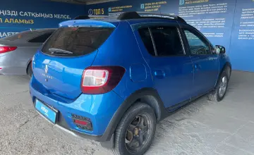 Renault Sandero 2015 года за 4 000 000 тг. в Алматы