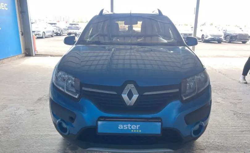 Renault Sandero 2015 года за 4 000 000 тг. в Алматы фото 2