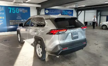 Toyota RAV4 2021 года за 15 000 000 тг. в Астана фото 4