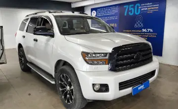 Toyota Sequoia 2008 года за 16 200 000 тг. в Астана фото 2