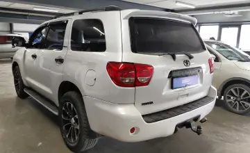 Toyota Sequoia 2008 года за 16 200 000 тг. в Астана фото 4
