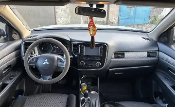 Mitsubishi Outlander 2013 года за 6 100 000 тг. в Караганда