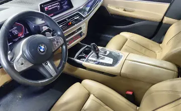 BMW 7 серии 2019 года за 27 000 000 тг. в Астана фото 5