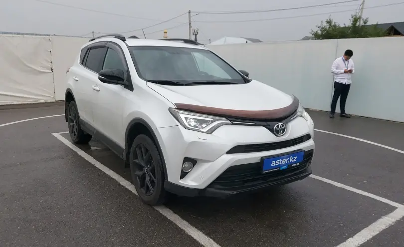 Toyota RAV4 2019 года за 13 500 000 тг. в Шымкент фото 2
