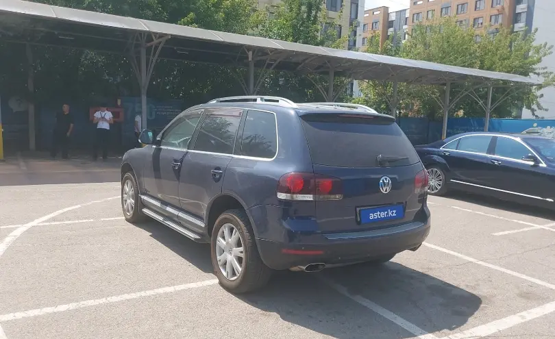 Volkswagen Touareg 2007 года за 6 000 000 тг. в Алматы фото 4