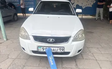 LADA (ВАЗ) Priora 2014 года за 1 500 000 тг. в Талдыкорган фото 2