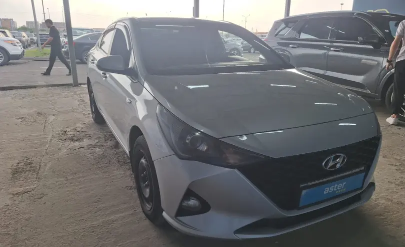 Hyundai Accent 2020 года за 5 300 000 тг. в Алматы фото 3