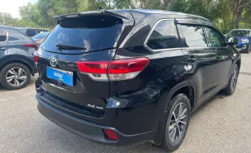 Toyota Highlander 2019 года за 15 500 000 тг. в Актобе