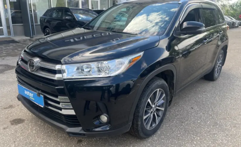 Toyota Highlander 2019 года за 15 500 000 тг. в Актобе