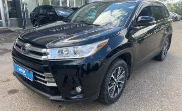 Toyota Highlander 2019 года за 15 500 000 тг. в Актобе фото 1