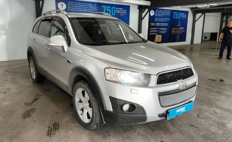 Chevrolet Captiva 2012 года за 5 400 000 тг. в Астана фото 2