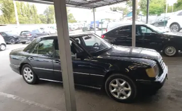 Mercedes-Benz E-Класс 1993 года за 1 000 000 тг. в Алматы фото 4