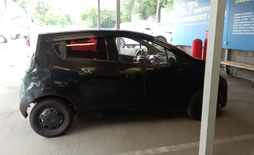 Chevrolet Spark 2011 года за 2 500 000 тг. в Алматы фото 4