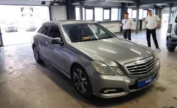 Mercedes-Benz E-Класс 2010 года за 8 000 000 тг. в Астана фото 2
