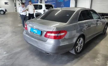 Mercedes-Benz E-Класс 2010 года за 8 000 000 тг. в Астана фото 3